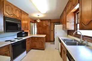 1764 Maryknoll Ave, Maplewood, MN 55109 - Photo 6