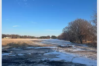 L3 B2 138th St, Princeton, MN 55371 - Photo 2