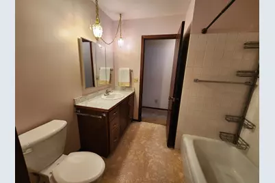 105 E Hawthorne Street, Albert Lea, MN 56007 - Photo 22