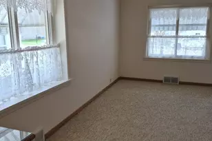 245 N Broadway, Alden, MN 56009 - Photo 10