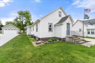 245 N Broadway, Alden, MN 56009 - Photo 4
