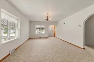 245 N Broadway, Alden, MN 56009 - Photo 14