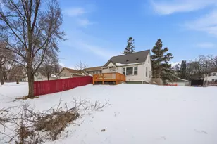 1489 Matilda St, Saint Paul, MN 55117 - Photo 2