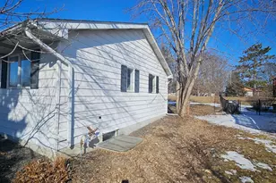 1390 Roosevelt Rd, Hastings, MN 55033 - Photo 4