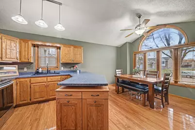 8068 Jody Avenue S, Cottage Grove, MN 55016 - Photo 10