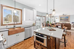 1821 Foothill Trail, Shakopee, MN 55379 - Photo 4