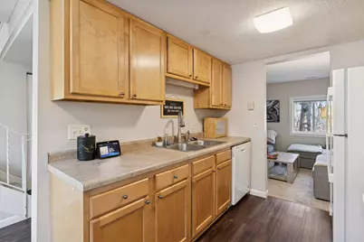 7510 Germane Trail, Apple Valley, MN 55124 - Photo 12