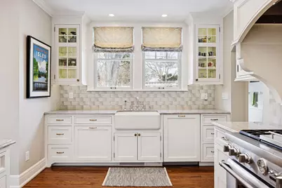 2116 W Lake Of The Isles Parkway, Minneapolis, MN 55405 - Photo 26