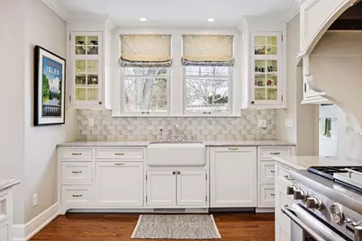 2116 W Lake Of The Isles Parkway, Minneapolis, MN 55405 - Photo 26