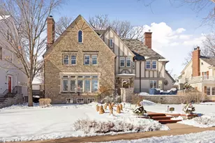 2116 W Lake of the Isles Pkwy, Minneapolis, MN 55405 - Photo 8