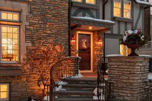 2116 W Lake of the Isles Pkwy, Minneapolis, MN 55405 - Photo 8