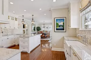 2116 W Lake of the Isles Pkwy, Minneapolis, MN 55405 - Photo 28