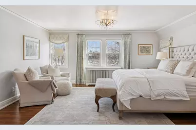 2116 W Lake Of The Isles Parkway, Minneapolis, MN 55405 - Photo 44