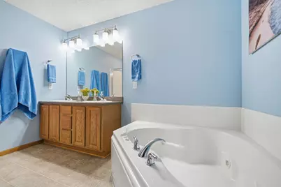 236 Ardennes Avenue E, Shakopee, MN 55379 - Photo 18