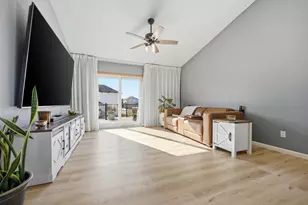 236 Ardennes Ave E, Shakopee, MN 55379 - Photo 2