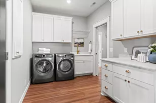 1065 Legend Ln, River Falls, WI 54022 - Photo 10