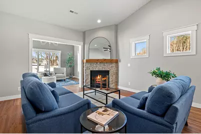 1065 Legend Lane, River Falls, WI 54022 - Photo 10