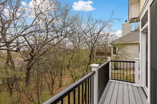 1360 Skyline Dr, Golden Valley, MN 55422 - Photo 20