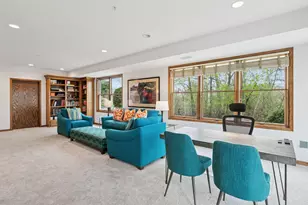 1360 Skyline Dr, Golden Valley, MN 55422 - Photo 34