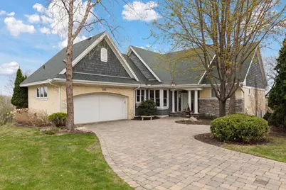 1360 Skyline Drive, Golden Valley, MN 55422 - Photo 1