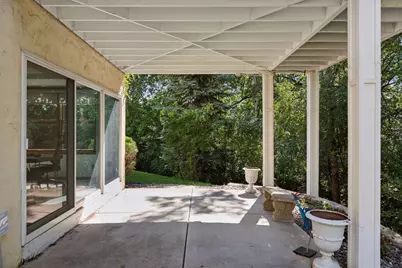1360 Skyline Drive, Golden Valley, MN 55422 - Photo 54