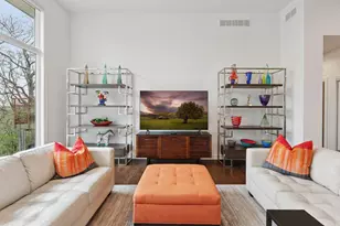 1360 Skyline Dr, Golden Valley, MN 55422 - Photo 8