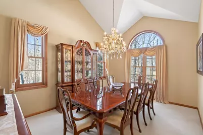 11990 Creekridge Lane, Chaska, MN 55318 - Photo 8