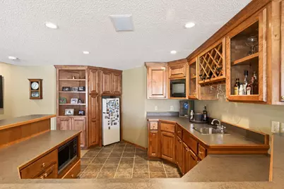 11990 Creekridge Lane, Chaska, MN 55318 - Photo 32