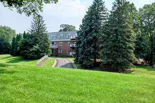 8621 Basswood Rd, Eden Prairie, MN 55344 - Photo 2