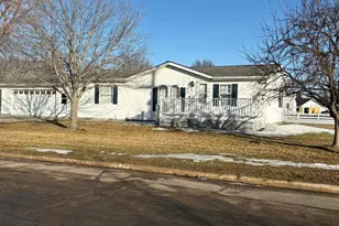 800 Montana, Benson, MN 56215 - Photo 6