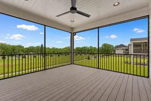 2665 Timber Oaks Rd SW, Rochester, MN 55902 - Photo 8