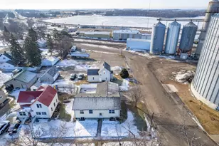 211 1st St SE, Elbow Lake, MN 56531 - Photo 42