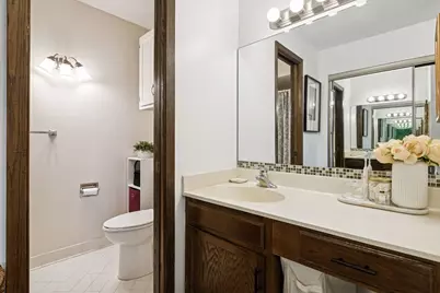 4710 58th Avenue N #201, Crystal, MN 55429 - Photo 18