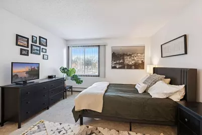 4710 58th Avenue N #201, Crystal, MN 55429 - Photo 14