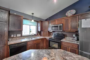 122 Dogwood St NE, Lonsdale, MN 55046 - Photo 6