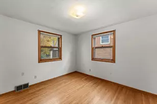 1045 Euclid St, Saint Paul, MN 55106 - Photo 32