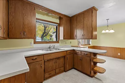 1045 Euclid Street, Saint Paul, MN 55106 - Photo 20