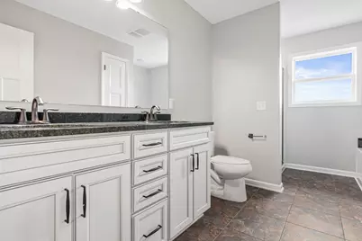 18072 Hyde Park Avenue, Lakeville, MN 55044 - Photo 14