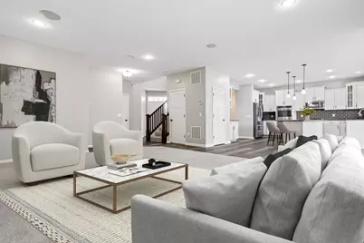 18072 Hyde Park Avenue, Lakeville, MN 55044 - Photo 2