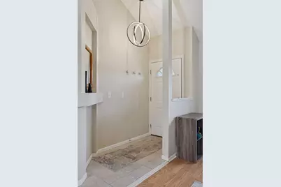 15605 25th Place N #B, Plymouth, MN 55447 - Photo 2