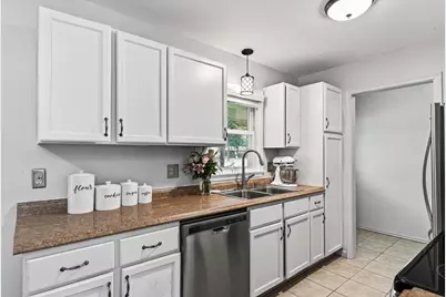 3213 W Old Shakopee Road, Bloomington, MN 55431 - Photo 30