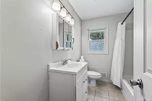 3213 W Old Shakopee Rd, Bloomington, MN 55431 - Photo 18