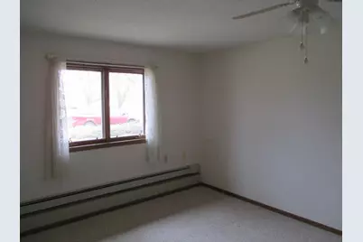 512 E 2nd Avenue #105, Osakis, MN 56360 - Photo 6