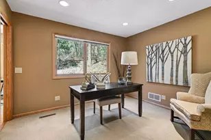 11608 Live Oak Dr, Minnetonka, MN 55305 - Photo 18