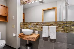 11608 Live Oak Dr, Minnetonka, MN 55305 - Photo 20