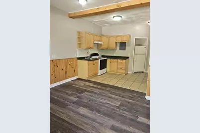 1205 S Sibley Avenue #206, Litchfield, MN 55355 - Photo 2