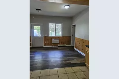 1205 S Sibley Avenue #206, Litchfield, MN 55355 - Photo 4