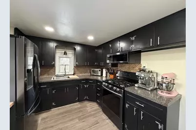 413 Fremont Street, Anoka, MN 55303 - Photo 2