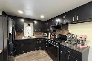 413 Fremont St, Anoka, MN 55303 - Photo 2