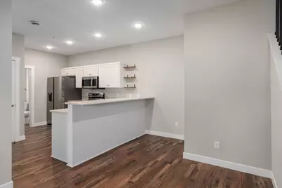 561 19th Place SE, Cambridge, MN 55008 - Photo 2
